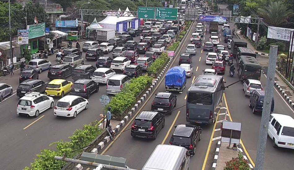 Waspada Cuaca Ekstrem di Jalur Puncak Saat Libur Natal dan Tahun Baru